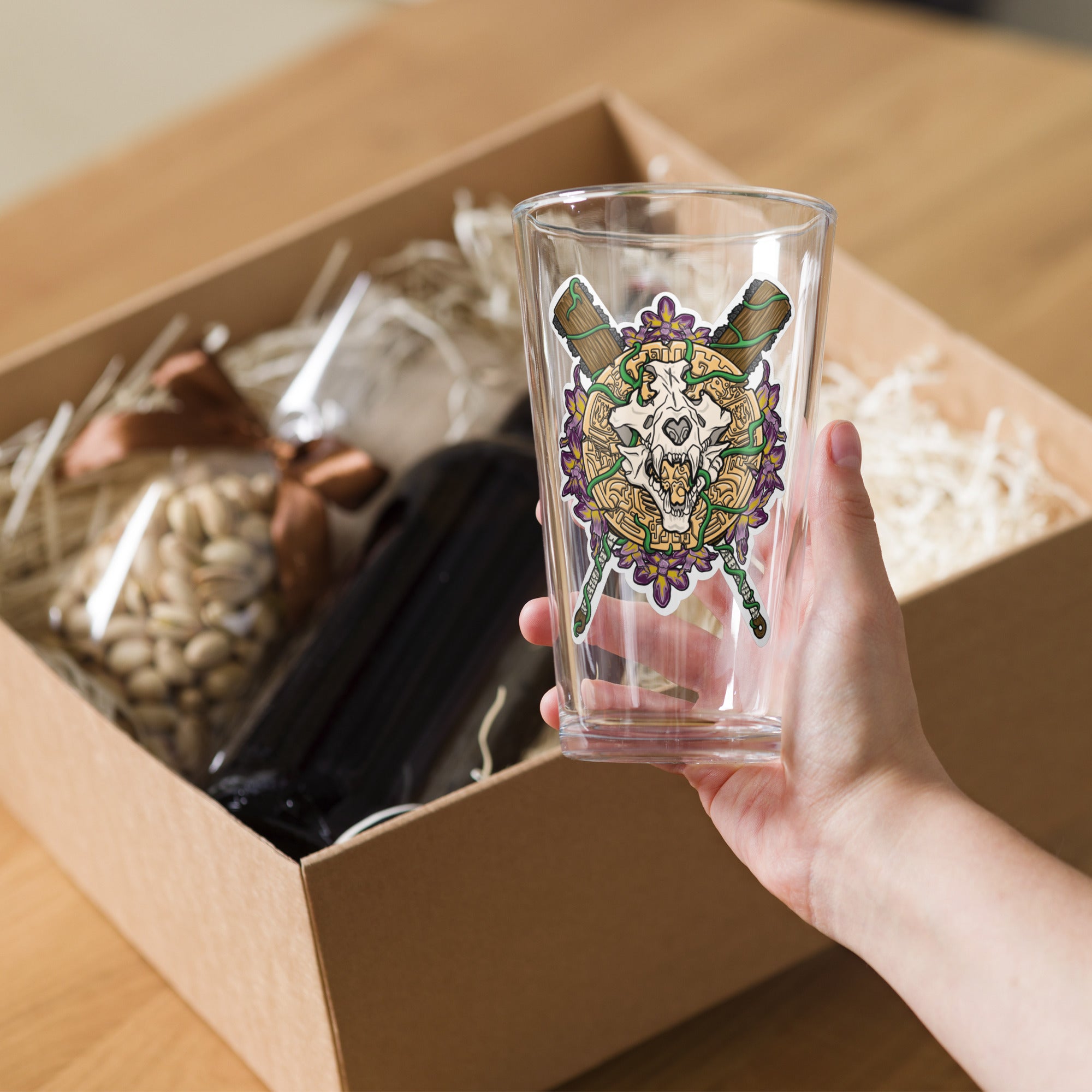 Aztec Emblem Shaker Pint Glass