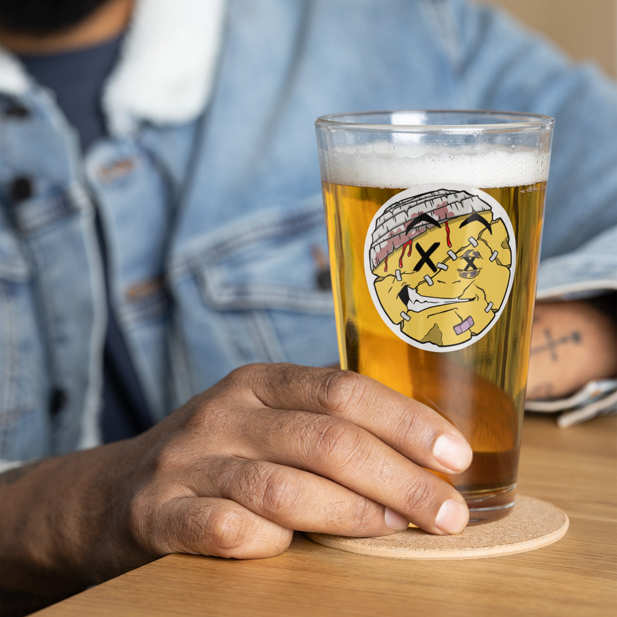 Resilient Shaker Pint Glass I